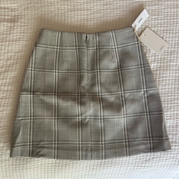 NWT Aritzia Classic Mini Skirt - Picture 3 of 5